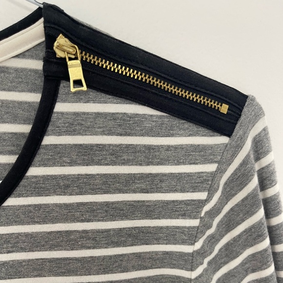 Nautica women's top in a white and grey striped pattern with shoulder zippers - Picture 4 of 7